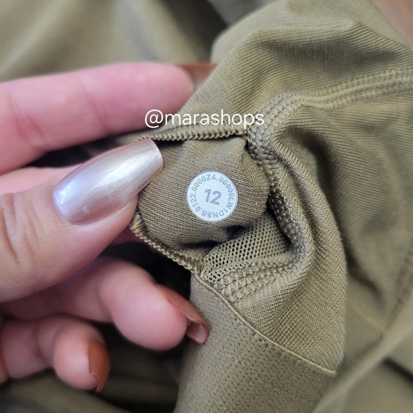 Lululemon Slim-Fit Above-Knee Dress - Picture 7 of 7